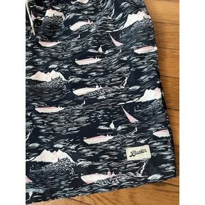 Bather Swim Trunks Shorts Men's XL Navy Pink Boats Mountain, Excellent Condition